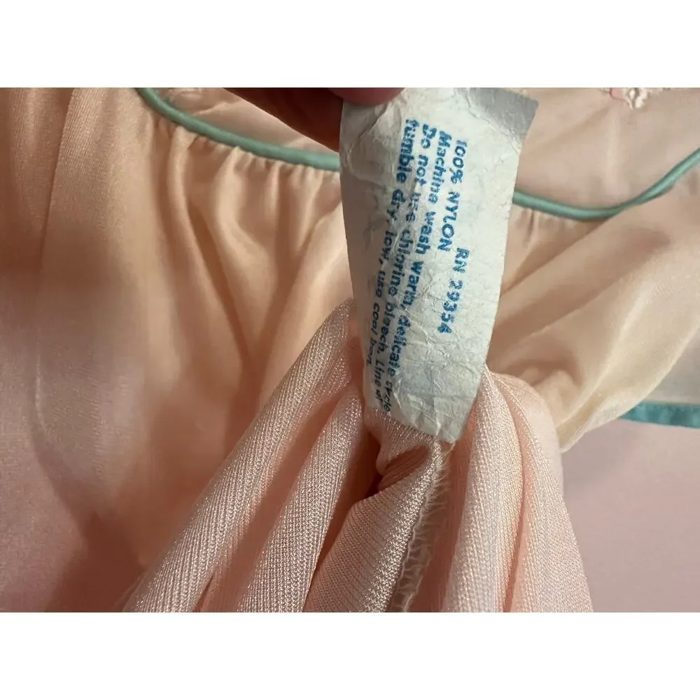 Glencraft Lingerie Vintage Nylon Cream Nightgown Medium